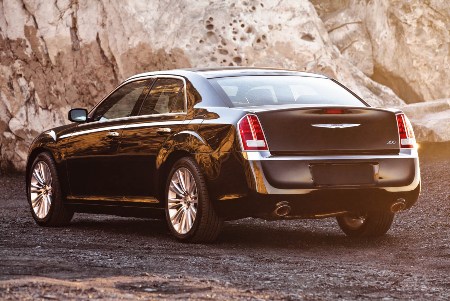 05-2011-chrysler-300-presssmall