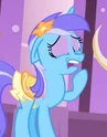 Diamond Mint yawning S1E26
