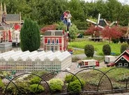 Lego Tulip Farm