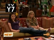 CarlySamonthecouchwatchingtv