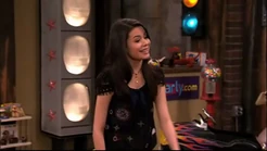 Carlyextrafeisty