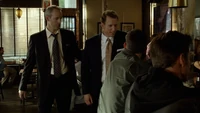 1x03 FightingWithBankers