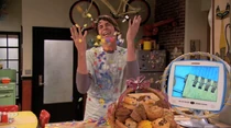 Spencer muffin basket confetti cannon ihl
