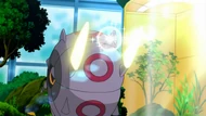 EP685 Whirlipede usando rayo solar