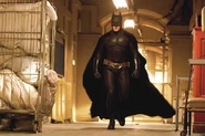 Batman Begins-3
