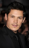 Premiere 25