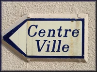 79 Parthenay flèche Centre Ville