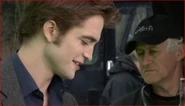 Behind-The-Scenes-New-Moon-twilight-series-21780704-1087-623