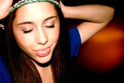 Arigrande26