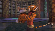 Tigresshuggingshifu
