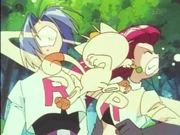 EP003 Meowth usando arañazo