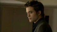New-Moon-Behind-the-Scenes-twilight-series-8959714-471-265