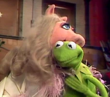 Kiss-kermpiggy-401