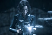 Kate-beckinsale-selene-underworld-evolution-2