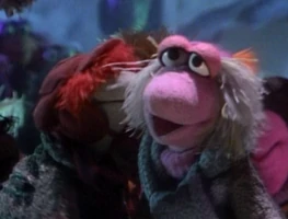 Kiss-boober-mokey