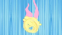 Fluttershy trying to fly S1E23