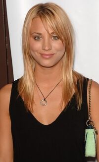 Kaley Cuoco 5