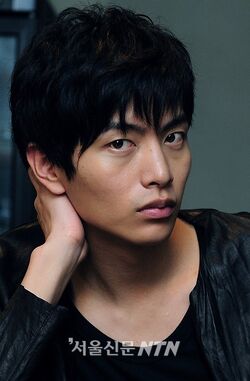 http://images2.wikia.nocookie.net/__cb20120103030010/drama/es/images/thumb/f/fe/Lee_Min_Ki20.jpg/250px-Lee_Min_Ki20.jpg