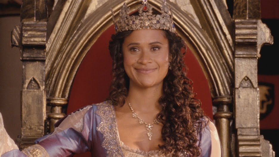 File12 queen guinevere Angel Coulbyjpg