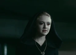 Twilight-eclipse-dakota-fanning-13-5-10-kc