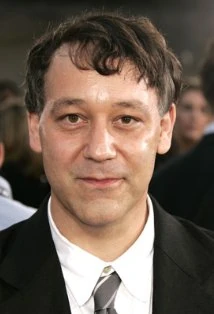 http://images2.wikia.nocookie.net/__cb20120129171912/spartacus/images/c/c6/Sam_raimi.jpg
