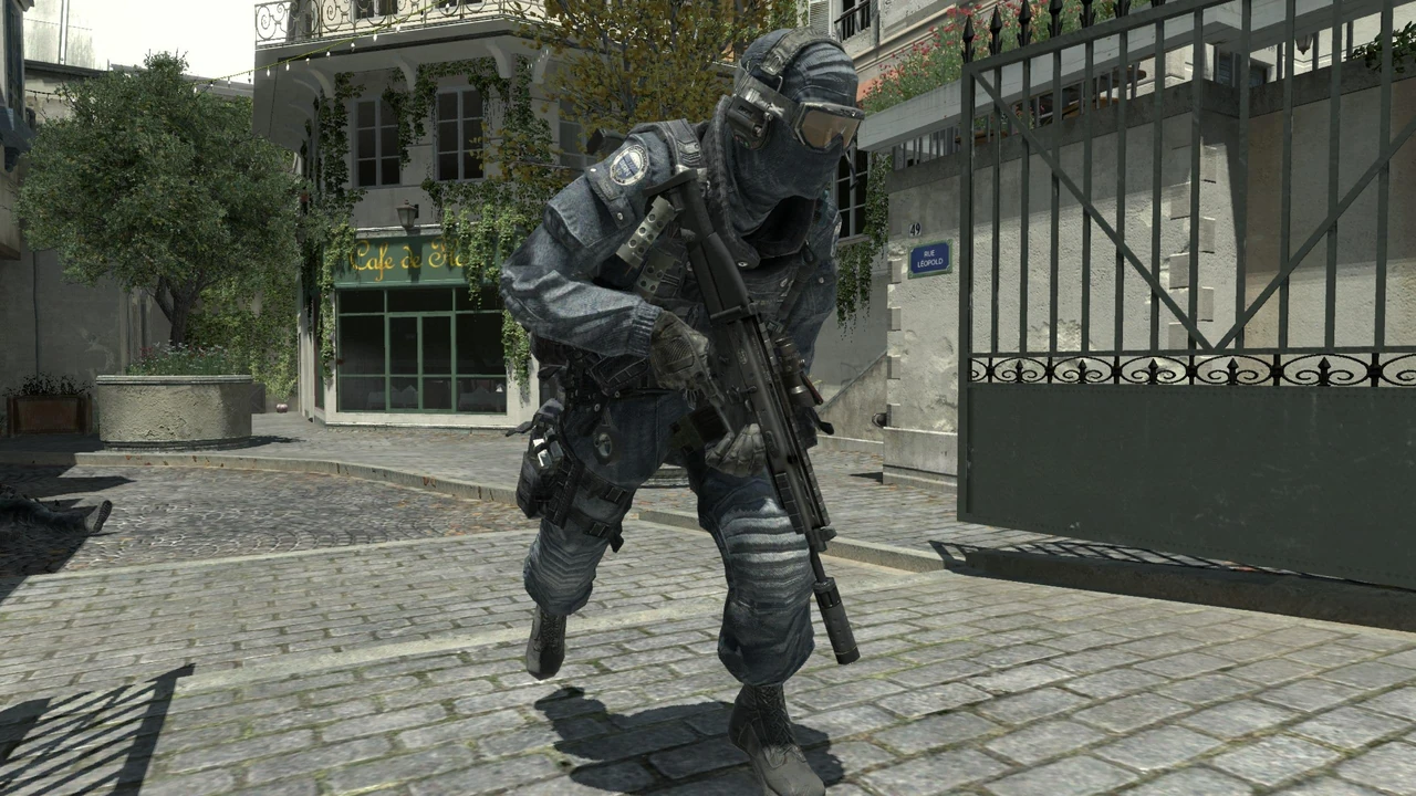 1280px-GIGN_Soldier_SCAR-L_Resistance_MW
