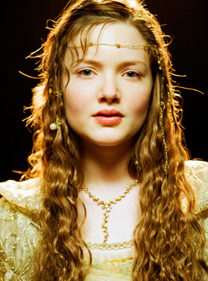 http://images2.wikia.nocookie.net/__cb20120207104315/merlin1/images/6/68/Sophia_Sidhe.jpg