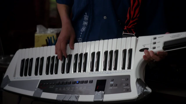 EAASL-Changs keytar