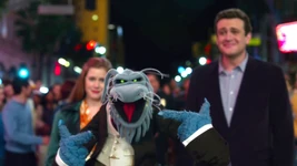TheMuppets-(2011)-Finale-Mary&Gary&UncleDeadly