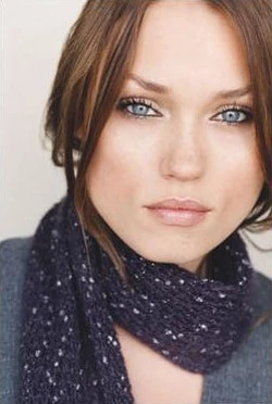 Clare Grant