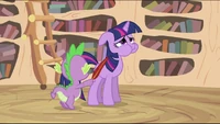 Spike tickling Twilight 2 S2E20