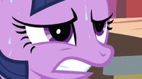 Twilight growling S2E20