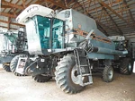 Gleaner R52