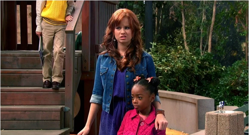 World wide web of lies - jessie & zuri 4.jpg