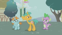 Spike confronting Snips and Snails S1E06