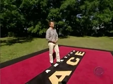 812