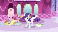 Rarity seeing saddlebag S2E23