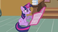 Twilight reading fake story about her S2E23
