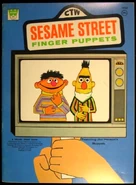 Sesame Street Finger Puppets (book)