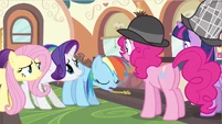 Rainbow Dash sorry Pinkie S2E24