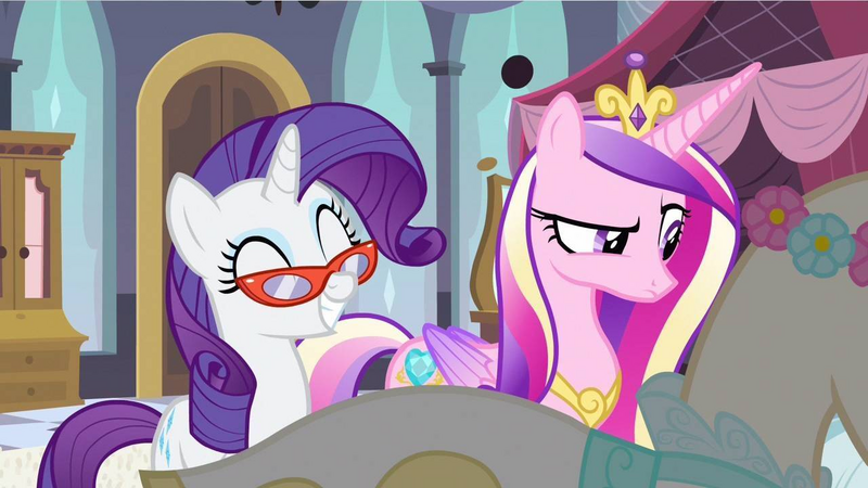 800px-Rarity_smiling_with_Pride_S2E25.png