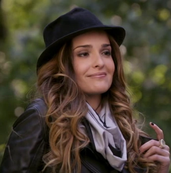 Fichier:Alex 2.png - Wiki White Collar ou FBI : Duo Très Spécial