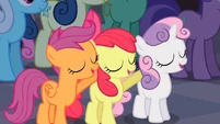 Scootaloo, Apple Bloom & Sweetie Belle singing S2E11