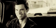 1ab7946976o1 500 gif
