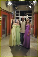Dylan-cole-sprouse-prom-night-15
