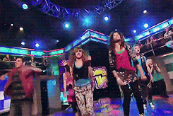 http://images2.wikia.nocookie.net/__cb20120516162350/shakeitup/images/7/73/Shake_it_up_dance.gif