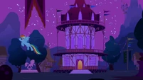 Rainbow Dash chasing Nightmare Moon S1E02