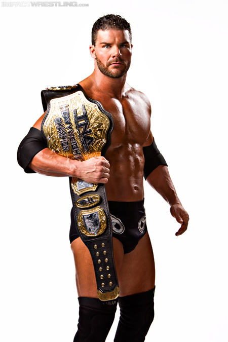 Roode_Awesome_Belt_2012_World_Record_TNA_Champ