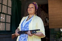 WEEDS-Object-Impermanence-Season-7-Episode-6-3