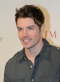 Josh Henderson